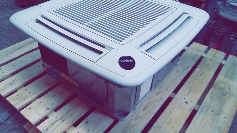 Кассетный фанкойл до 8 кВт Aermec FCL 72