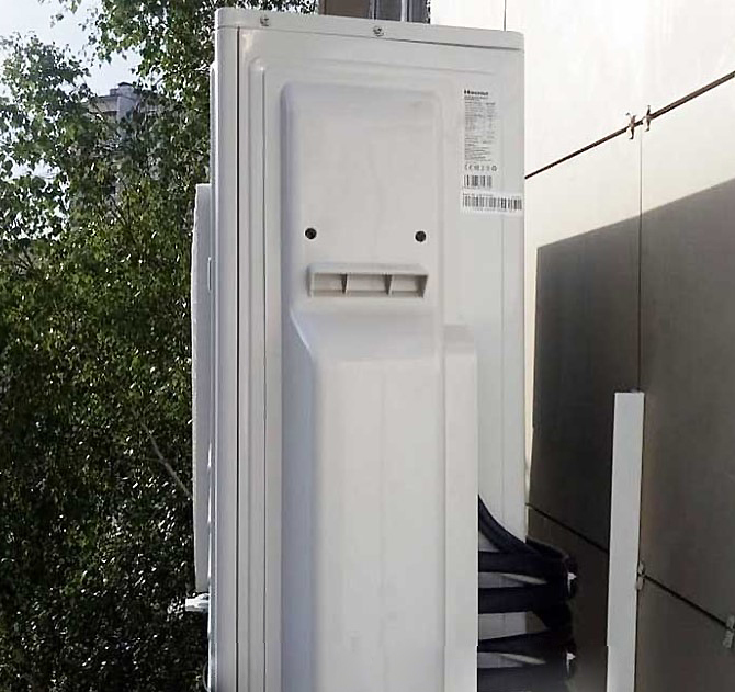 Внешний блок мульти сплит-системы на 2 комнаты Hisense Free Match AMW2-14U4RGC