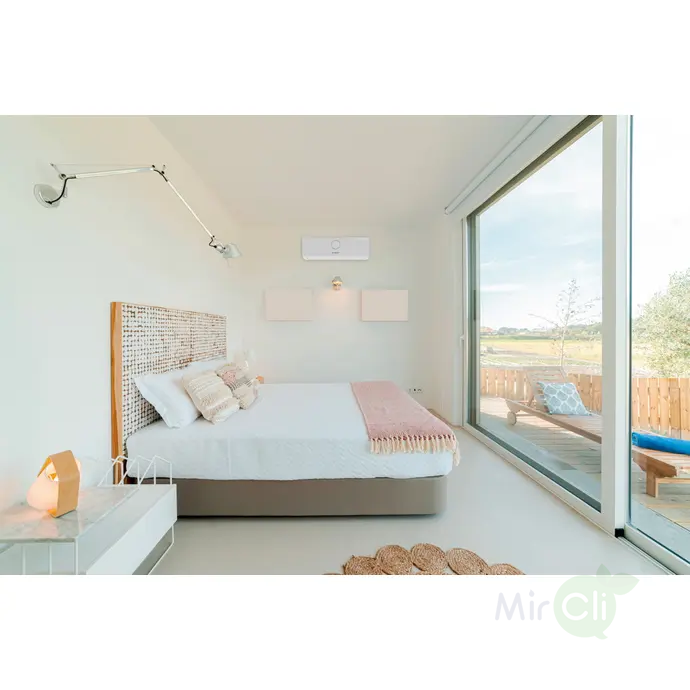 Кондиционер Bosch Climate Line 2000 CLL2000 W 35/CLL2000 35/-40